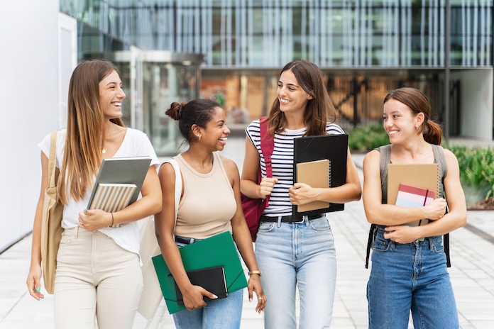 What to Look for in a College as a Woman: What the Best Institutions Get Right